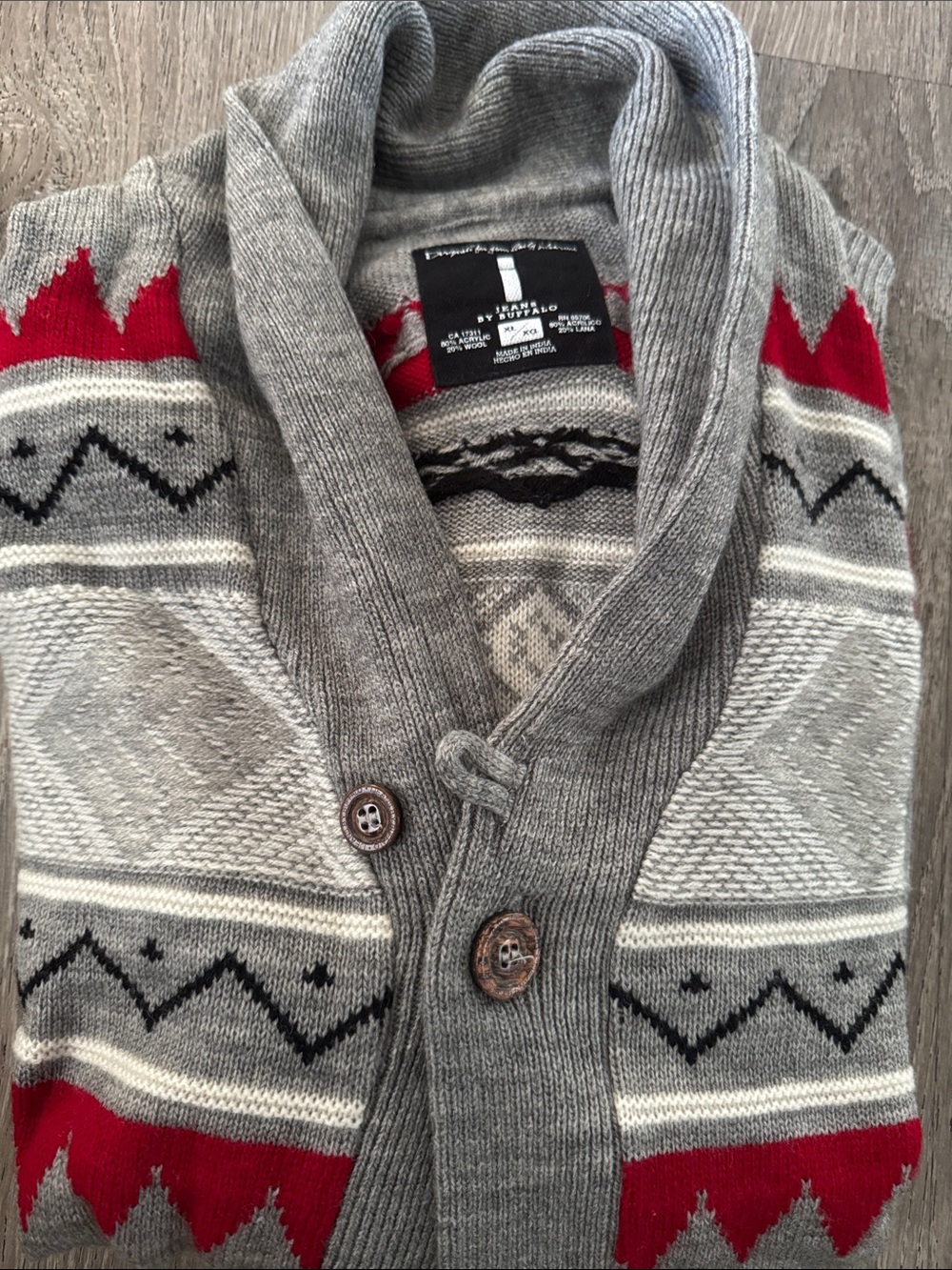 Jeans by Buffalo 🦬 Shawl Collar Men's Sweater Cardigan - Gray with Red Pattern - Picture 2 of 3